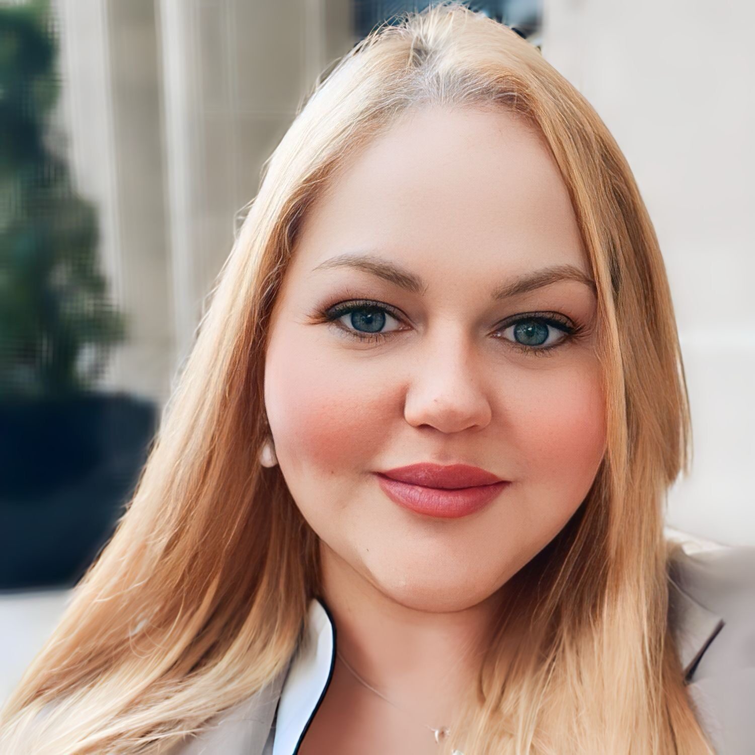 CEO e Diretora - Dra. Marcela Ceruti